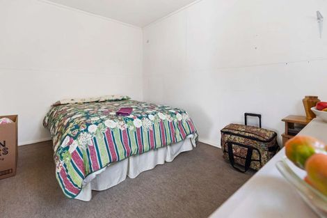 Photo of property in 4 Hugh Avenue, Hamurana, Rotorua, 3097