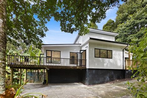 Photo of property in 18 Paturoa Road, Titirangi, Auckland, 0604