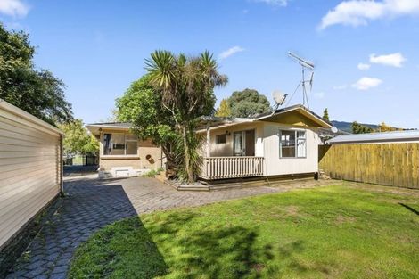 Photo of property in 2 Te Wharekaihua Grove, Turangi, 3334