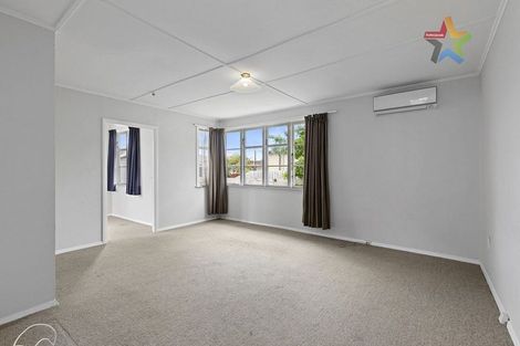 Photo of property in 10 Atiawa Crescent, Waiwhetu, Lower Hutt, 5010