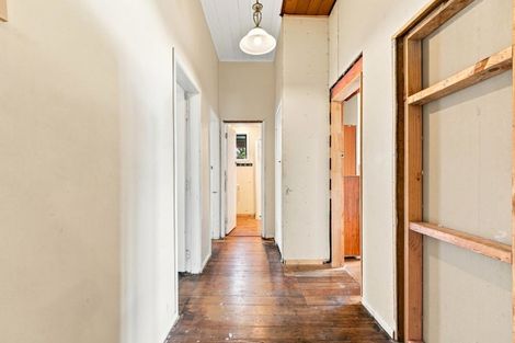 Photo of property in 44 Maxwell Avenue, Durie Hill, Whanganui, 4500