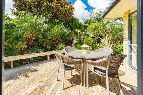 Photo of property in 11 Daviot Place, Te Kamo, Whangarei, 0112