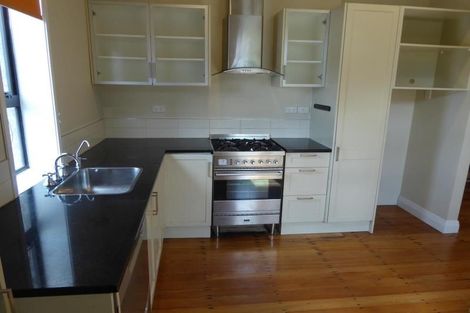 Photo of property in 10 Jeypore Street, Berhampore, Wellington, 6023