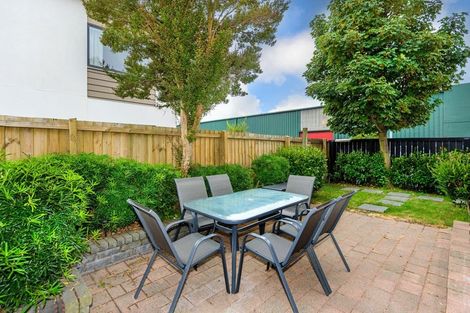 Photo of property in 1/84 Shakespeare Road, Waltham, Christchurch, 8023