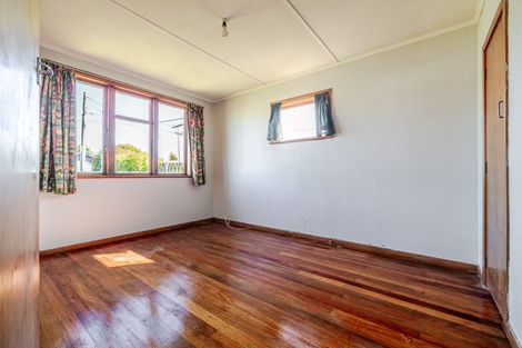 Photo of property in 16 Hamilton Street, Pahiatua, 4910