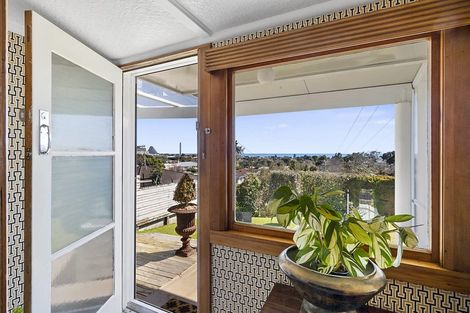 Photo of property in 11 Burns Street, Westown, New Plymouth, 4310