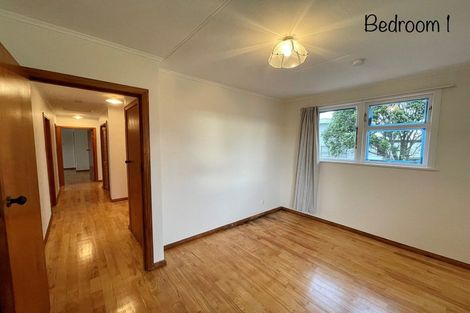 Photo of property in 55 Parakai Avenue, Parakai, 0830