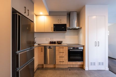 Photo of property in Terrace Heights Apartments, 6a/163 The Terrace, Wellington Central, Wellington, 6011