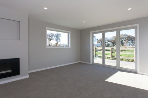 Photo of property in 10 Tucker Close, Leamington, Cambridge, 3432