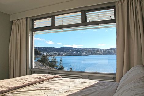 Photo of property in The Capital, 370 Oriental Parade, Oriental Bay, Wellington, 6011