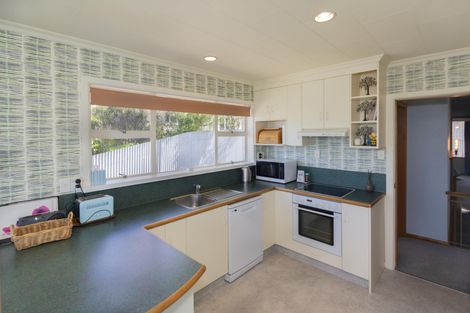 Photo of property in 18 Wharfe Street, South Hill, Oamaru, 9400