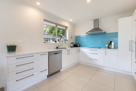 Photo of property in 19e Rewarewa Place, Matua, Tauranga, 3110