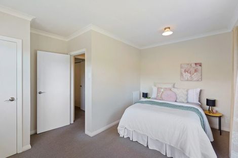 Photo of property in 41a Tiromoana Road, Raumati South, Paraparaumu, 5032