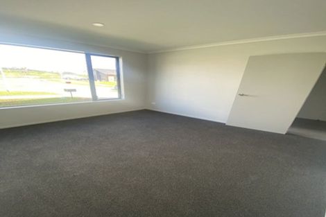 Photo of property in 97 Glenbervie Drive, Glenbervie, 0173