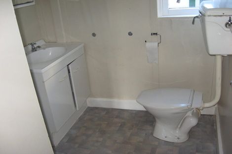 Photo of property in 10 Buckingham Street, Melrose, Wellington, 6023