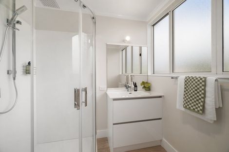 Photo of property in 27 Logan Avenue, Wharewaka, Taupo, 3330