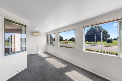 Photo of property in 19 Matapihi Road, Mount Maunganui, 3116