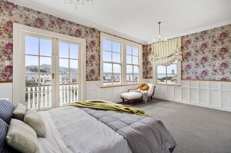 Photo of property in 18 Bidwill Street, Mount Cook, Wellington, 6021