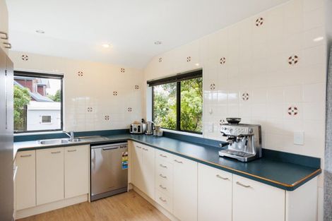 Photo of property in 127 Summerhill Drive, Fitzherbert, Palmerston North, 4410