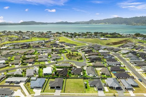 Photo of property in 26 Saint Michael Crescent, One Tree Point, 0118