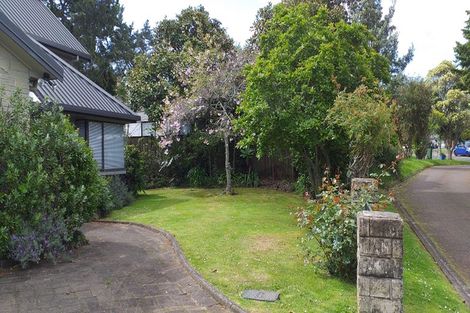 Photo of property in 11 Isherwood Place, Saint Johns, Auckland, 1072