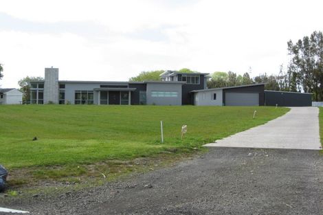 Photo of property in 1 Rope Road, Whenuapai, Auckland, 0618