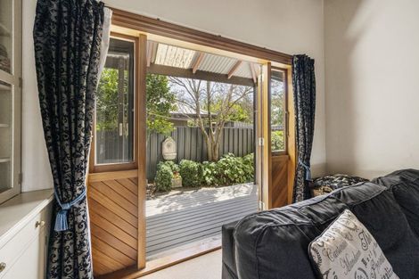 Photo of property in 16 Arbuckle Road, Frimley, Hastings, 4120