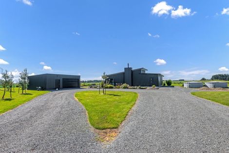 Photo of property in 858d Rangiotu Road, Rangiotu, Palmerston North, 4477