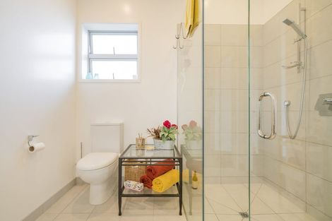 Photo of property in 16 Vanita Drive, Whitianga, 3510