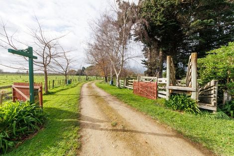 Photo of property in 32 Staces Road, Aokautere, Palmerston North, 4471