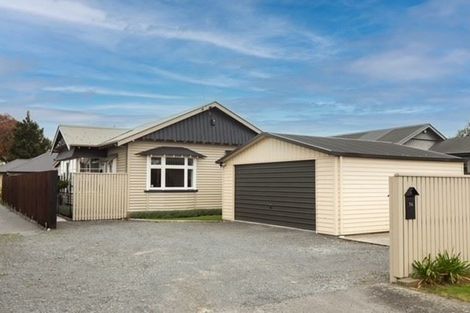 Photo of property in 74 Selwyn Street, Somerfield, Christchurch, 8024