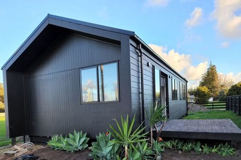 Photo of property in 52 Shoemaker Road, Waipu, 0510