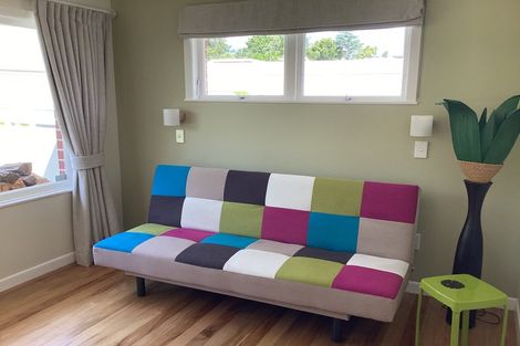 Photo of property in 17 Hinaki Street, Inner Kaiti, Gisborne, 4010