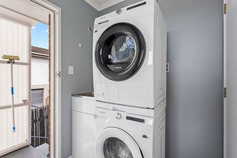 Photo of property in 144b Glamorgan Drive, Torbay, Auckland, 0630