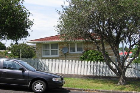 Photo of property in 3/6 Laburnum Road, New Windsor, Auckland, 0600