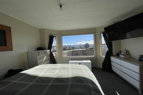 Photo of property in 82 Richmond Avenue, Richmond Heights, Taupo, 3330