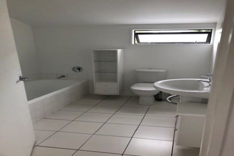 Photo of property in 2/76 Hamilton Avenue, Ilam, Christchurch, 8041