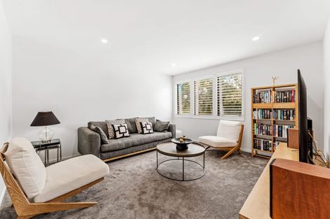 Photo of property in 35 Sidwell Road, Wainui, 0932