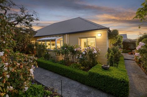 Photo of property in 2/89 Merivale Lane, Merivale, Christchurch, 8014