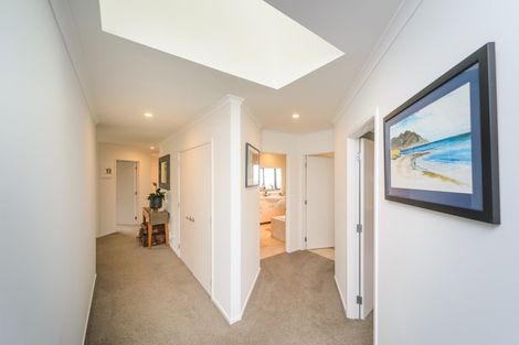 Photo of property in 14 Tennyson Avenue, Kelvin Grove, Palmerston North, 4414