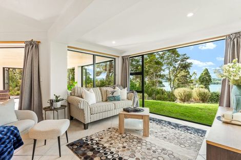 Photo of property in 5 Glance Street, Sandspit, Warkworth, 0982