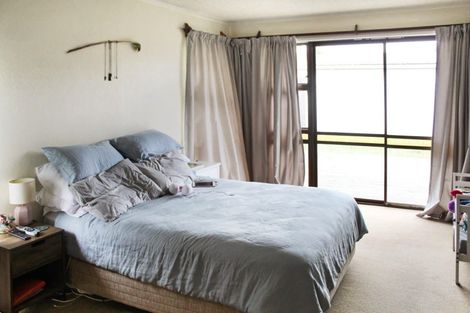 Photo of property in 43 Geraldine Crescent, Cloverlea, Palmerston North, 4412