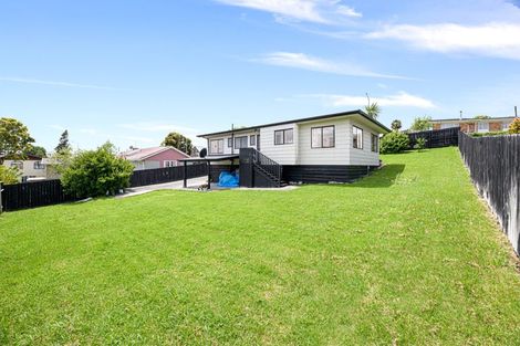 Photo of property in 274 Great North Road, Henderson, Auckland, 0612