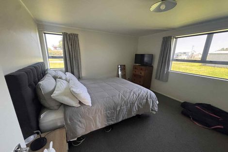 Photo of property in 4 Coleman Avenue, Waverley, 4591
