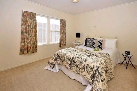 Photo of property in 20 Belmere Rise, Farm Cove, Auckland, 2012