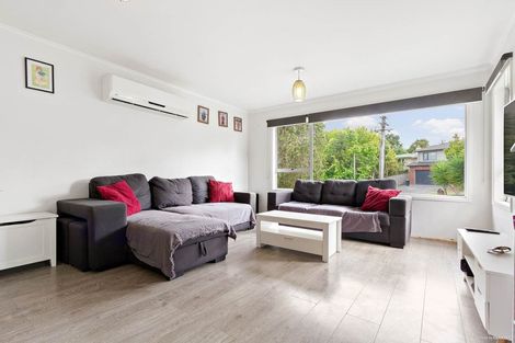 Photo of property in 38 Sylvan Crescent, Te Atatu South, Auckland, 0610