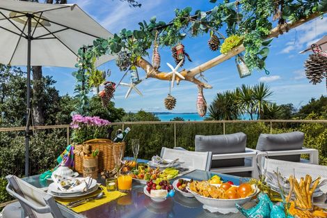 Photo of property in 17 Sykes Avenue, Hatfields Beach, Orewa, 0931