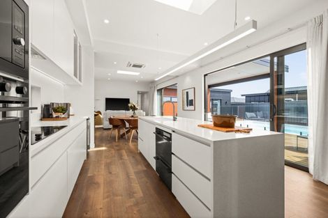 Photo of property in 2 Hikawera Drive, Frimley, Hastings, 4120