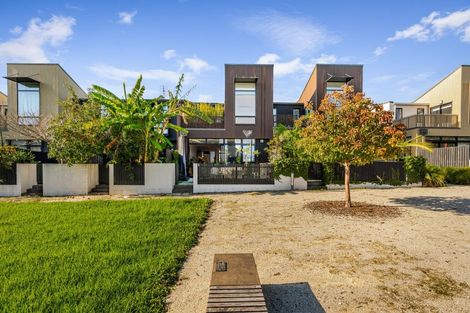 Photo of property in 12 Cochrane Road, Hobsonville, Auckland, 0616