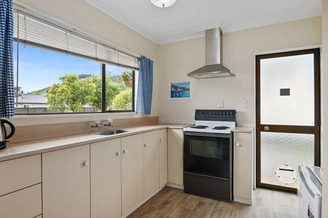 Photo of property in 156 Tipahi Street, Nelson South, Nelson, 7010